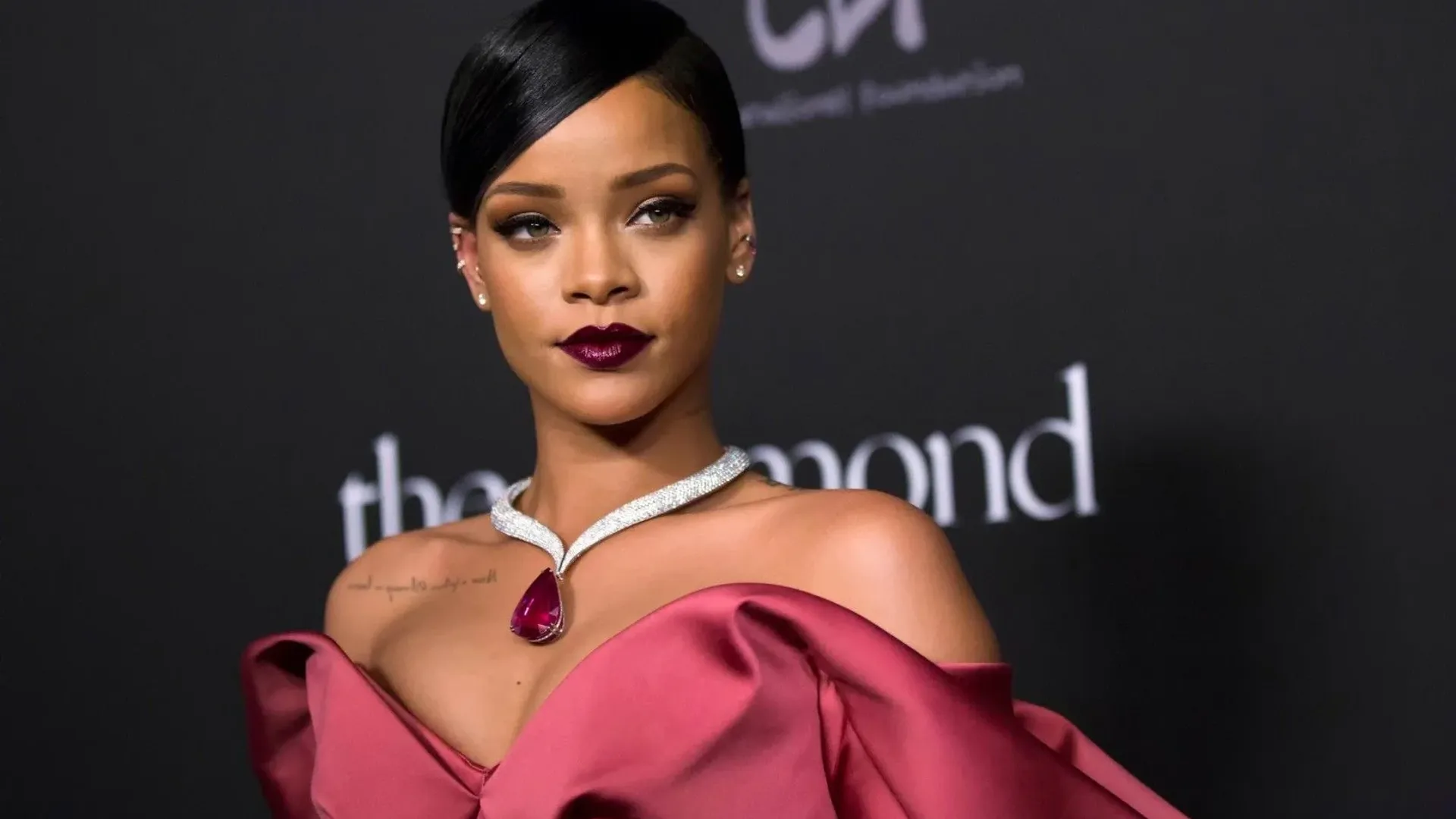 Rihanna, uma Peixes do horóscopo