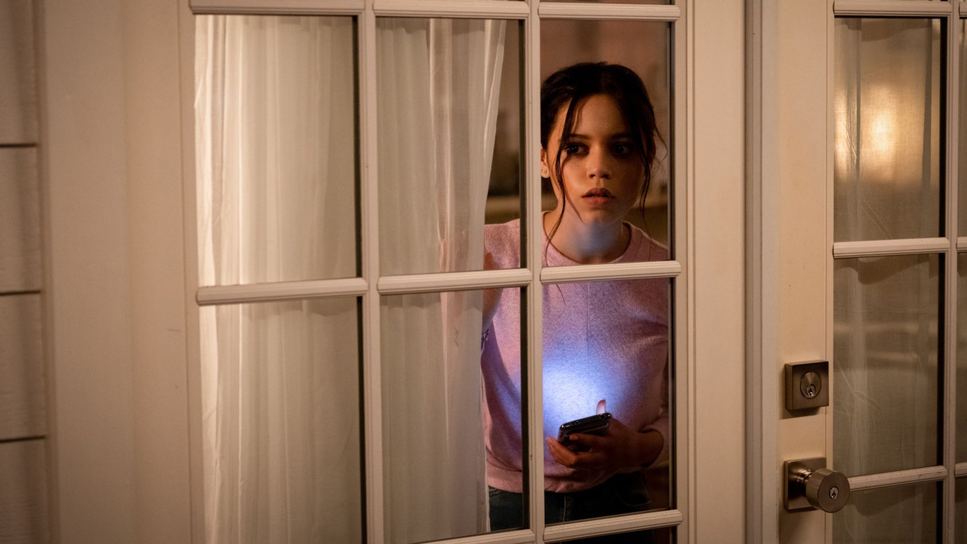 Jenna Ortega no filme Scream