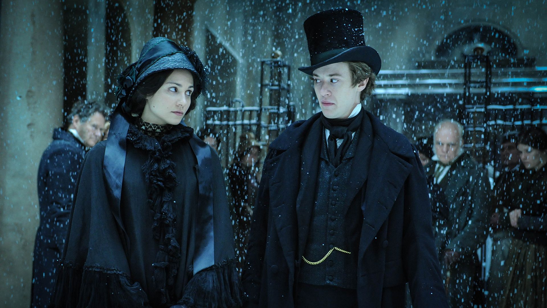 Joseph Quinn na série "Dickensian"