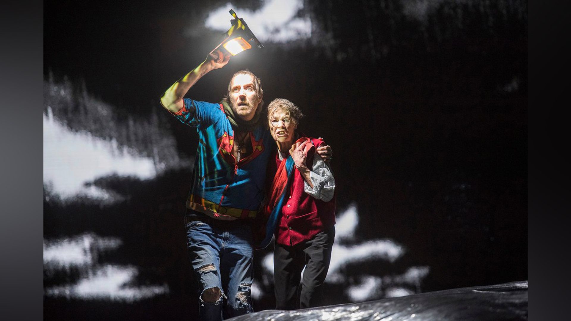 Rhys Ifans na peça 'King Lear'