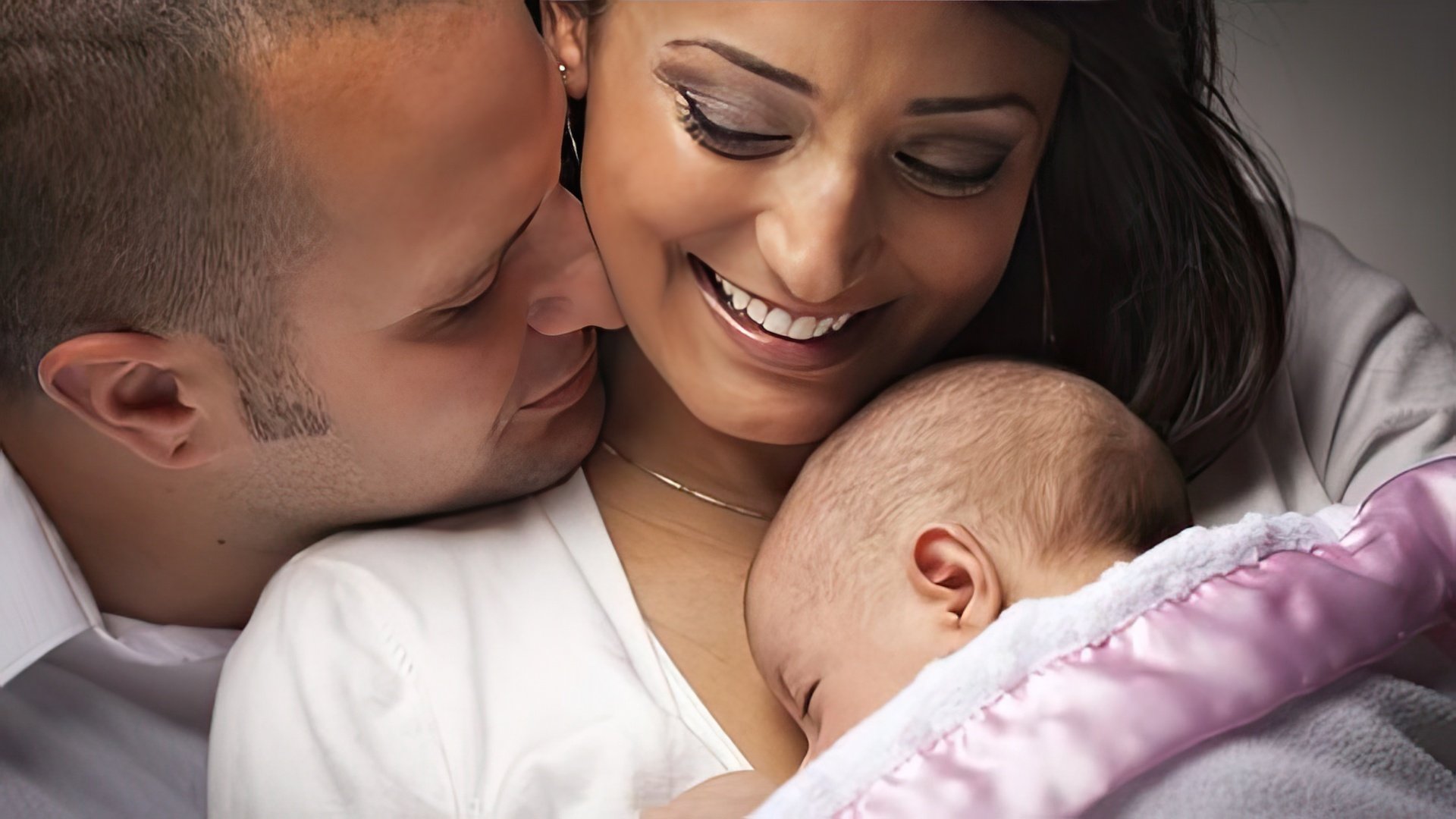 As crianças nascidas nestas famílias já são felizes