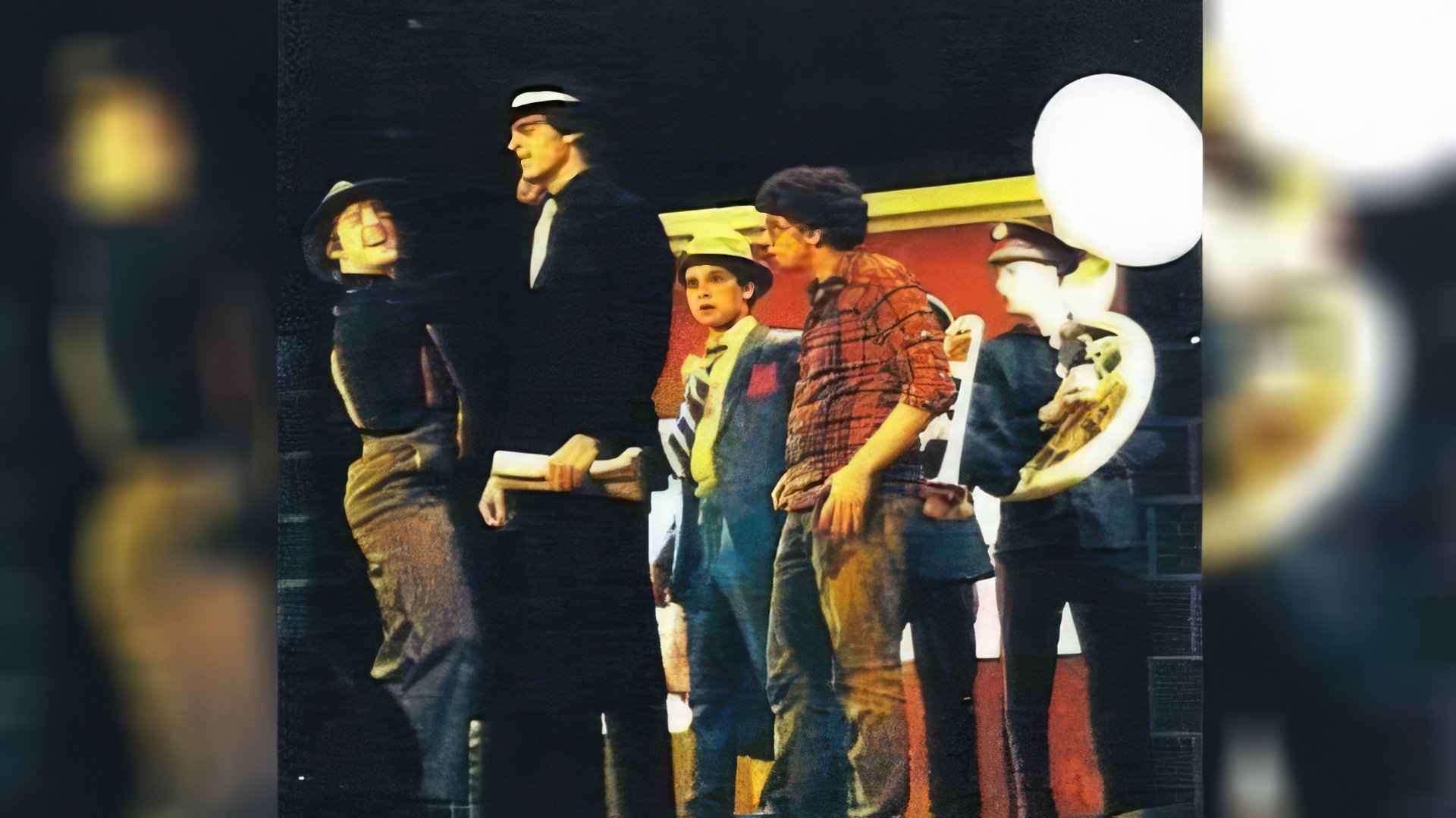 Estrela do clube de teatro da escola