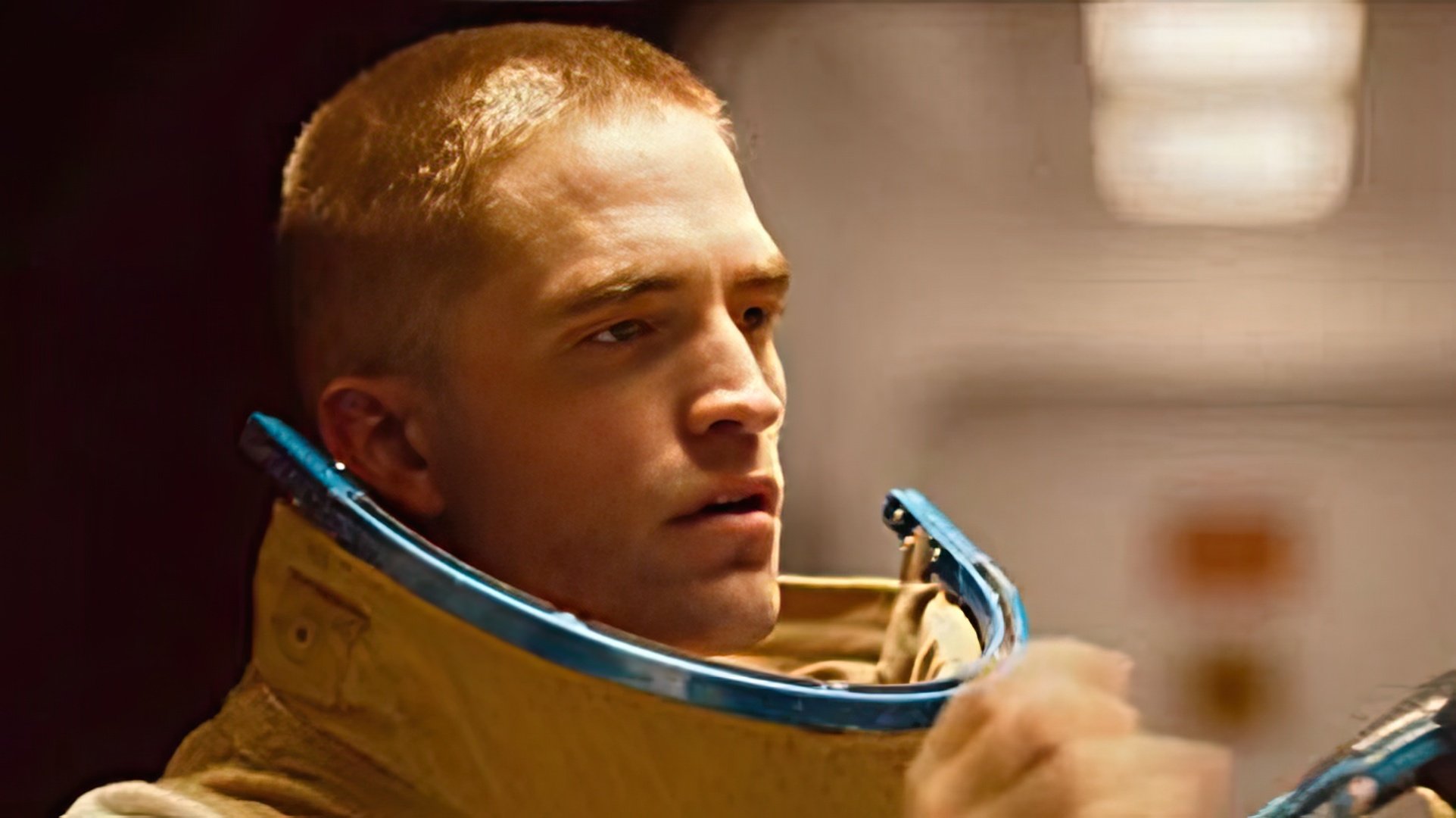 Robert Pattinson no filme "High Life"