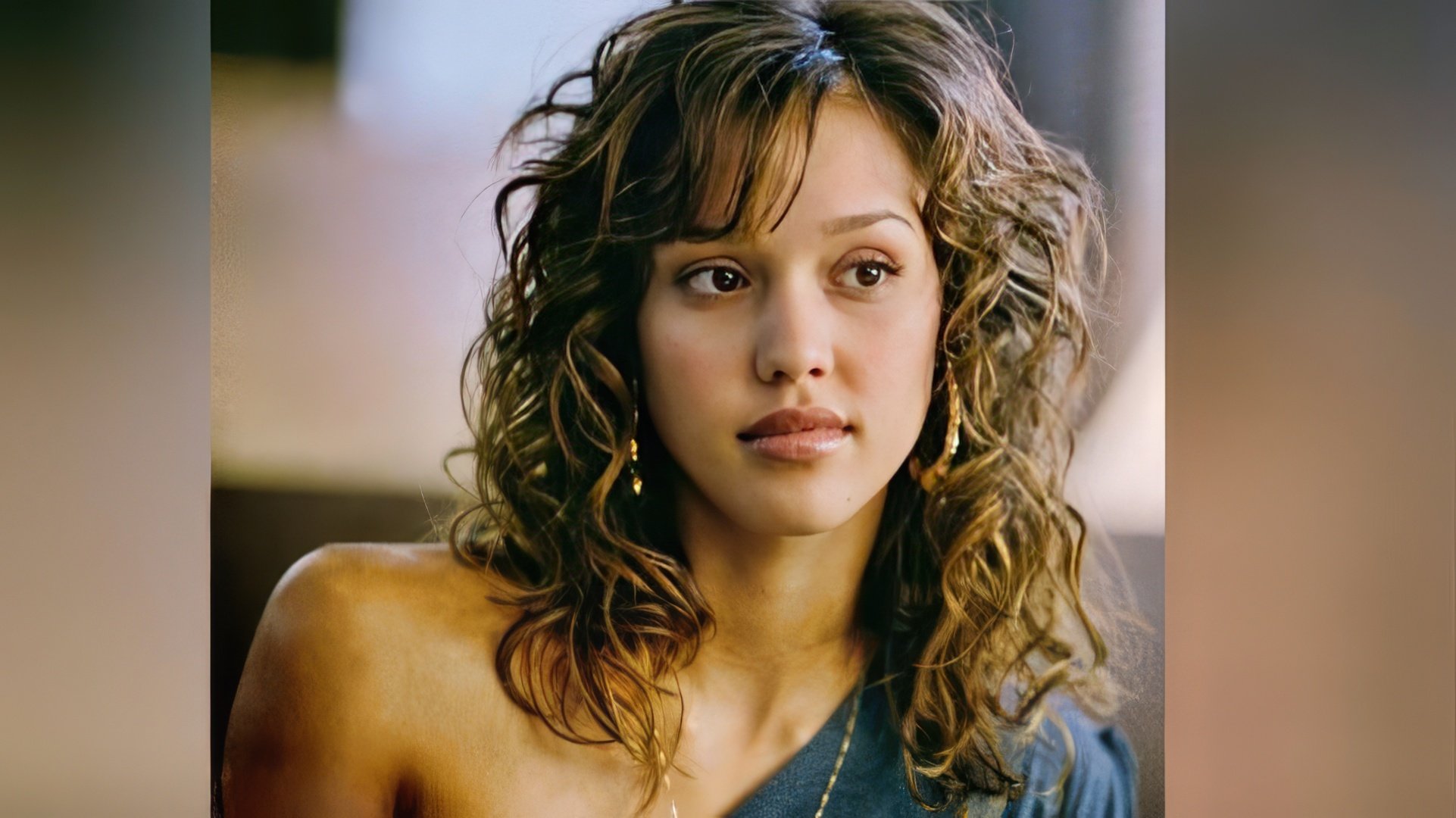 Jessica Alba jovem (cena do filme 'Honey')