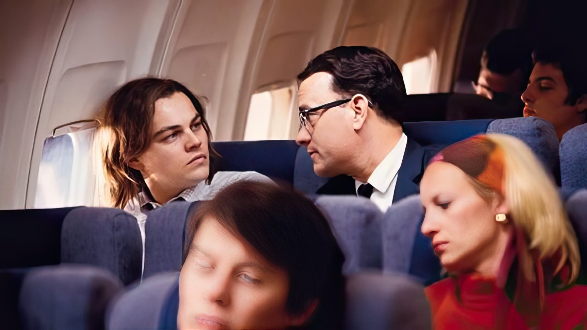 Tom Hanks e Leonardo DiCaprio em Catch Me If You Can
