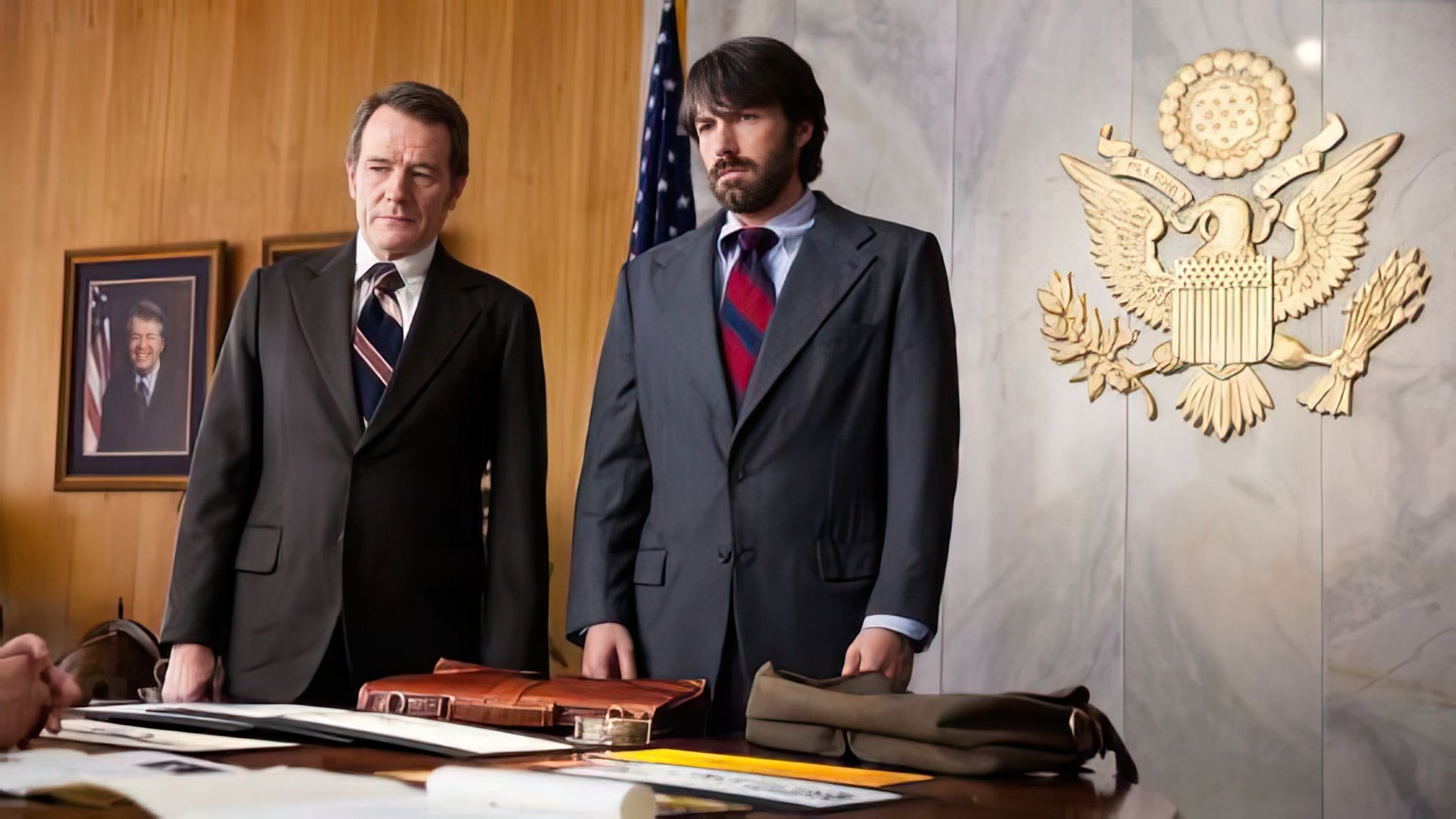 Affleck e Cranston tornaram-se agentes da CIA
