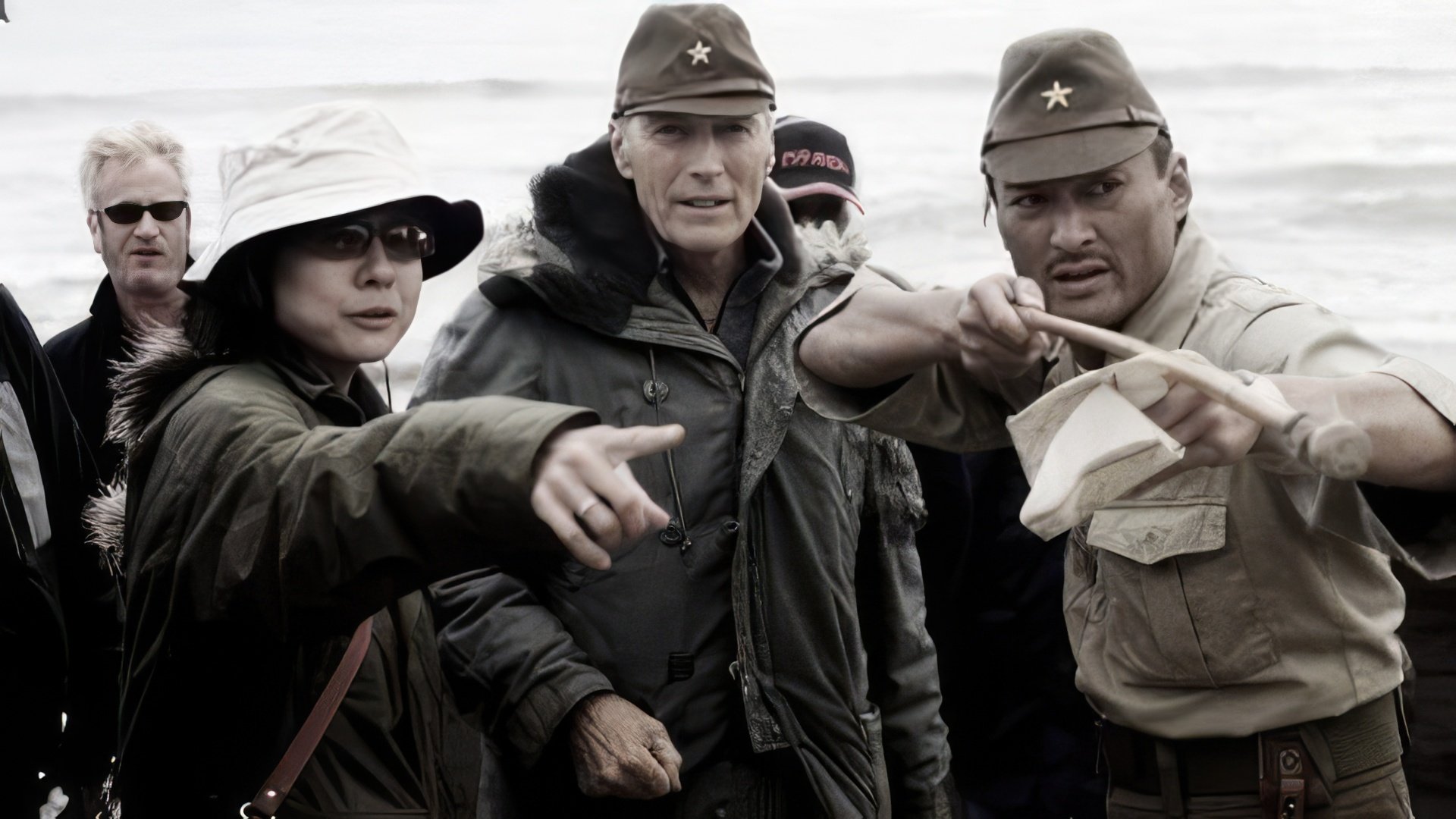 Clint Eastwood no set de Letters from Iwo Jima