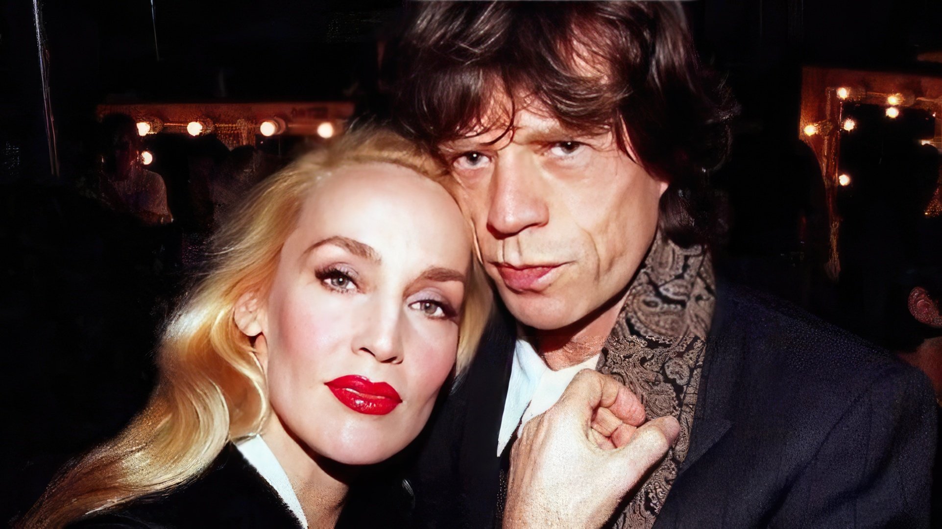 Com Jerry Hall