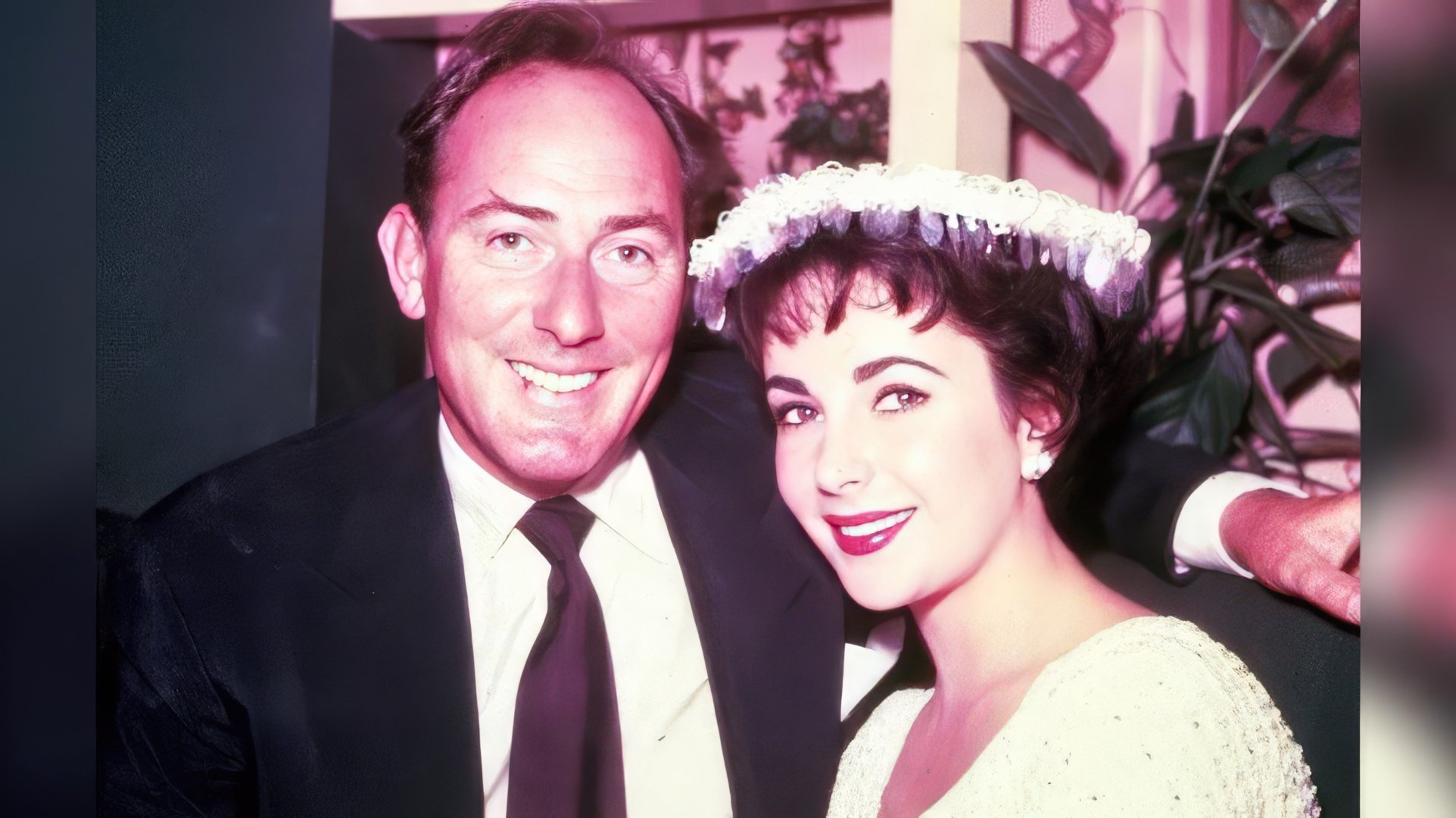 Com Michael Wilding