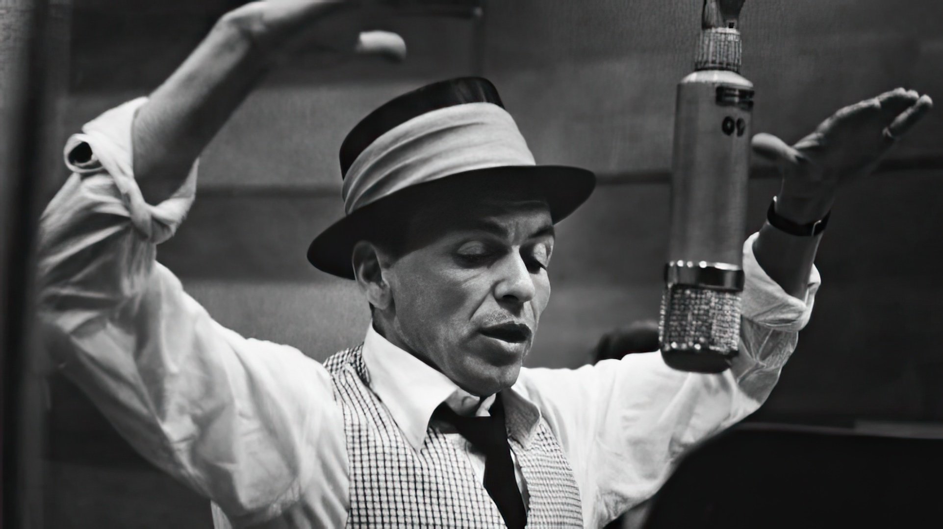 Frank Sinatra no estúdio de gravação, início dos anos 50