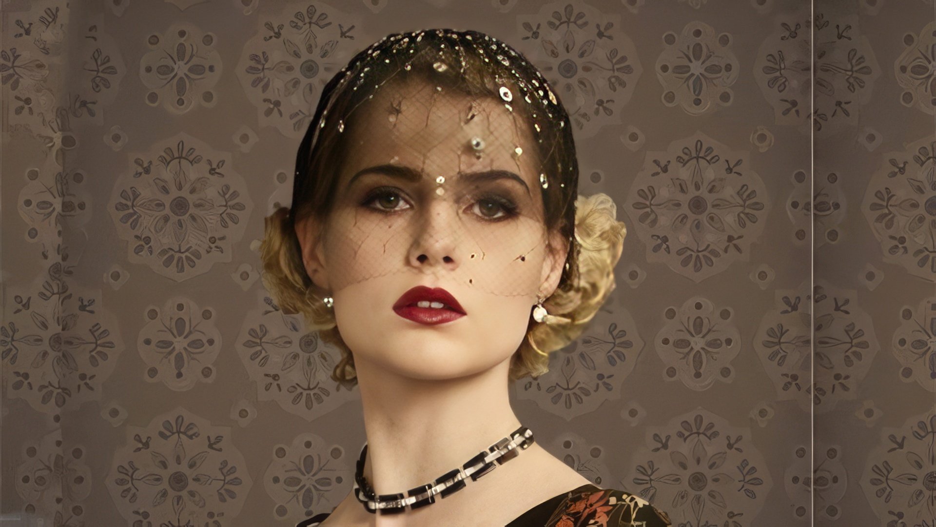 Lucy Boynton em Murder on the Orient Express