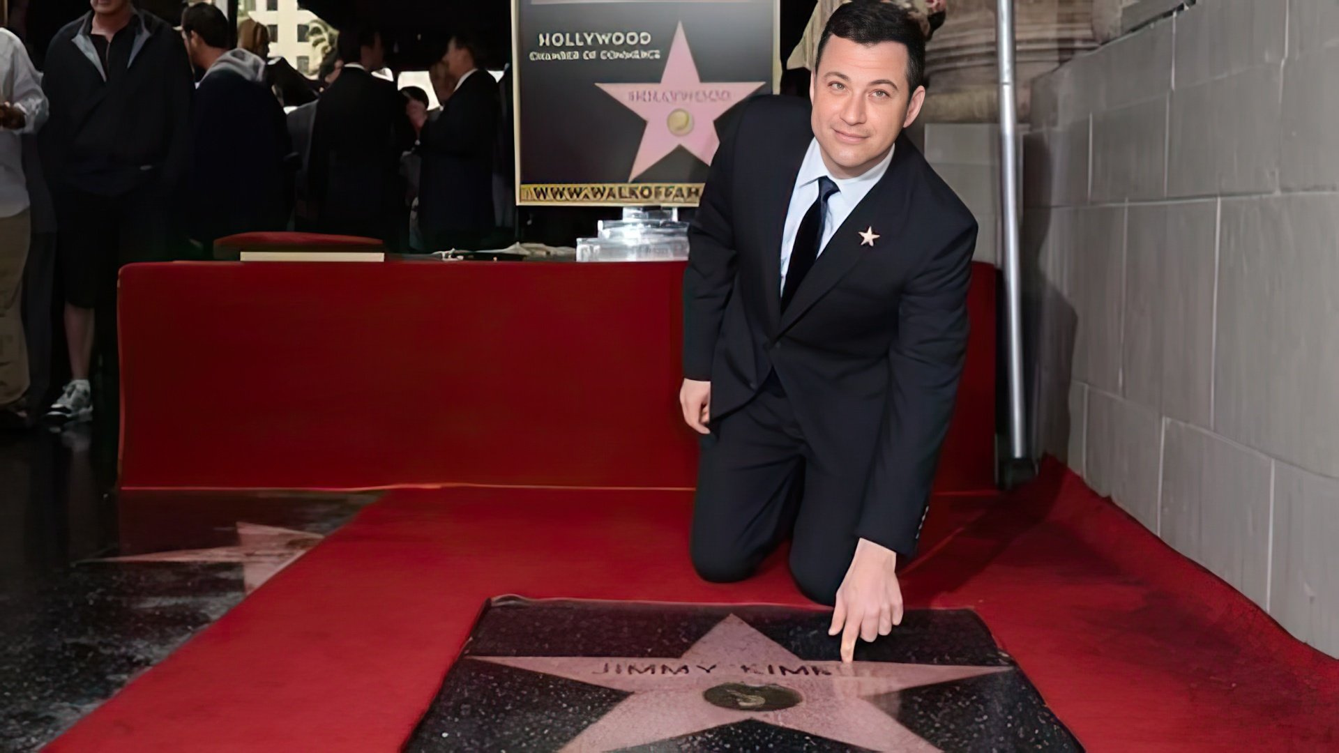 Jimmy Kimmel recebeu uma estrela na Calçada da Fama de Hollywood