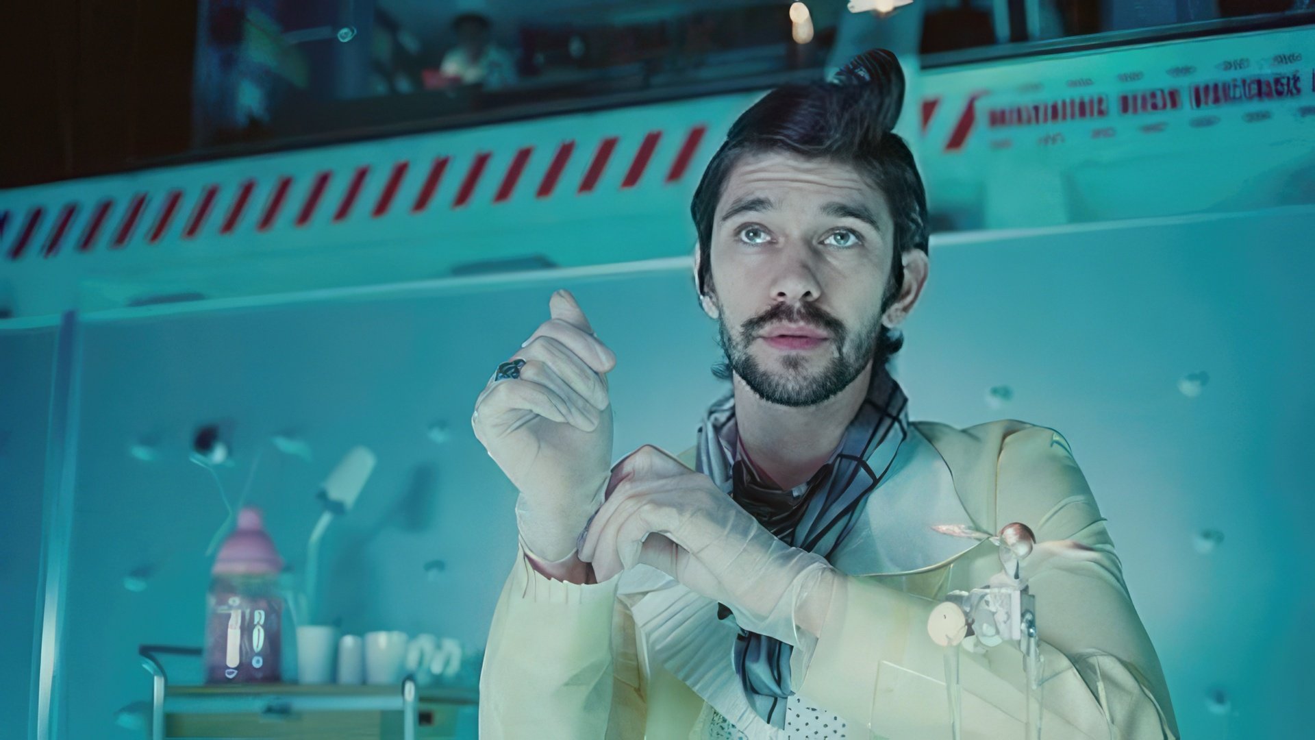 Ben Whishaw em "The Zero Theorem"