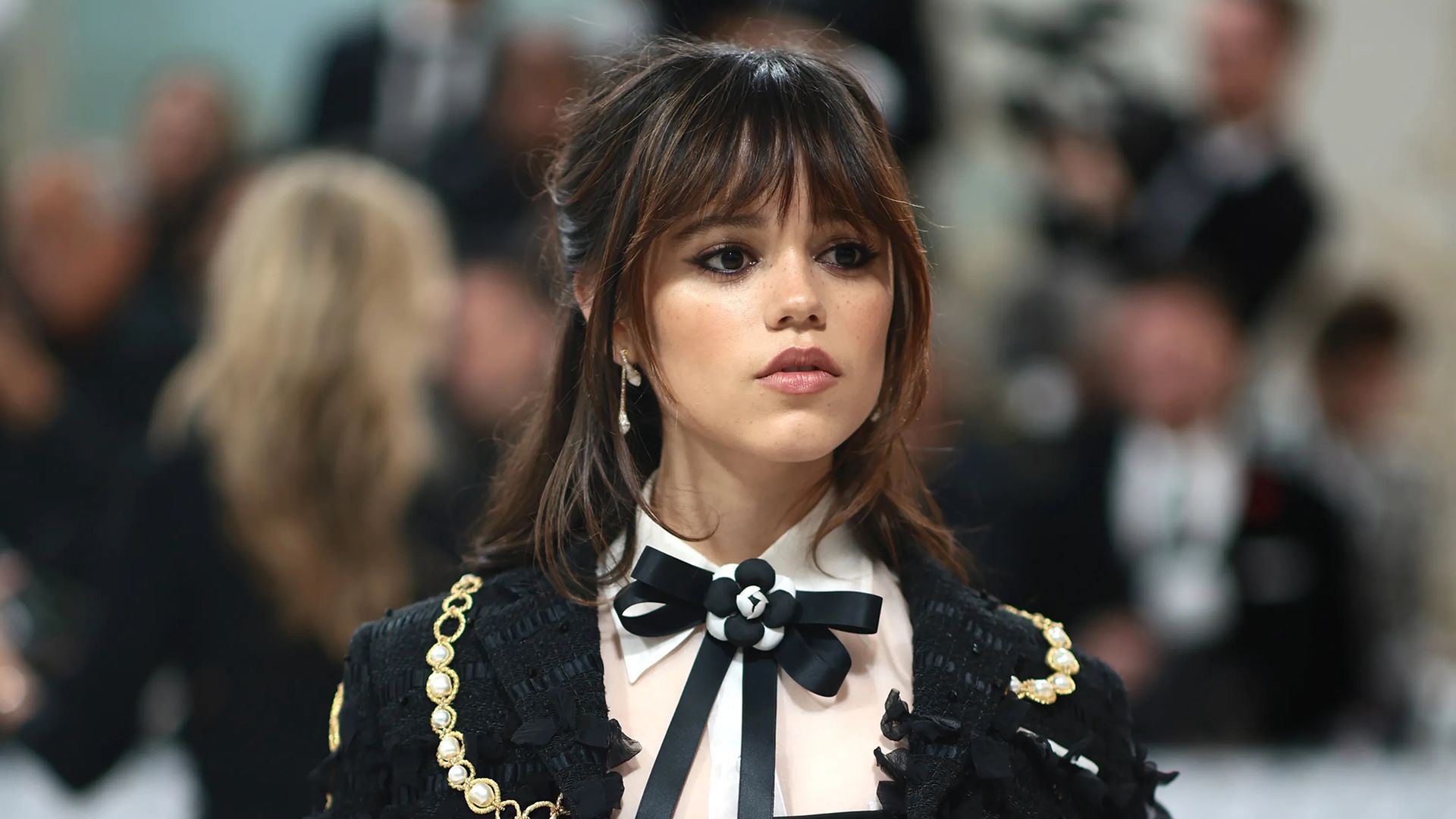 Jenna Ortega – Balança
