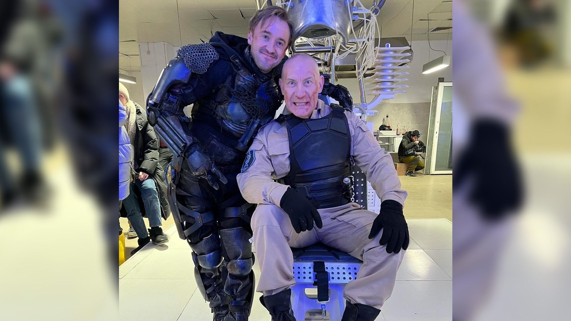 Tom Felton e Igor Zhizhikin nas filmagens de Altered