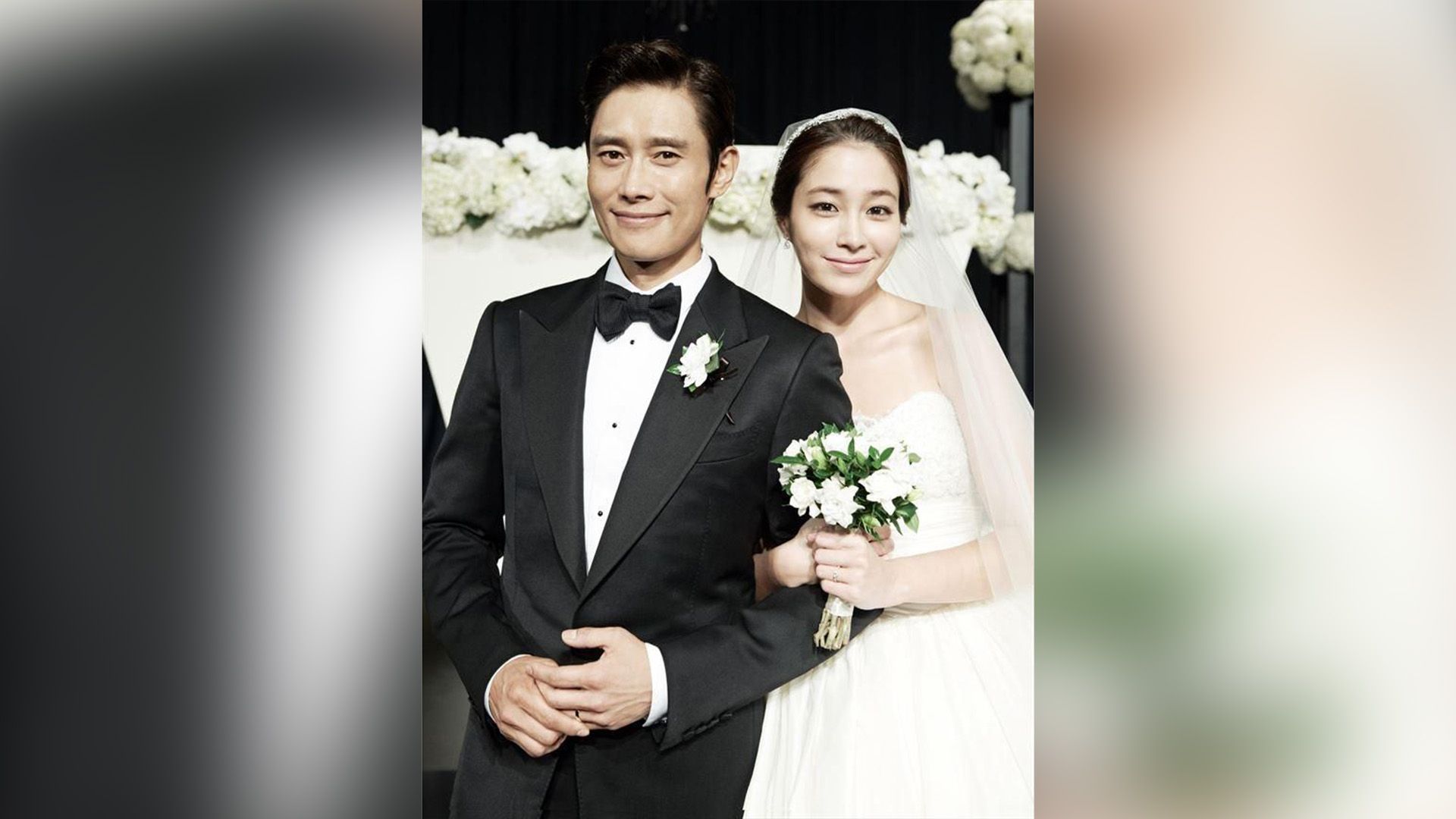 Lee Byung-hun e Lee Min-jung em traje de casamento